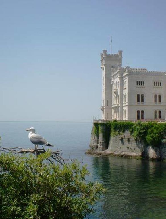 Bed and Breakfast Mary Poppins'S House Triest Exterior foto